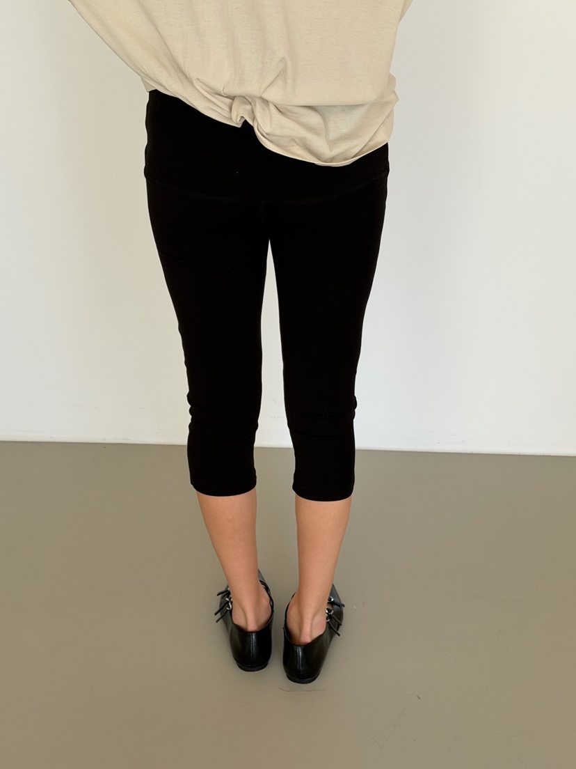 KARE/WEREPIECE韓國直郵女士新品時尚打底褲鯊魚褲緊身褲KARE/WEREPIECE打底褲/鯊魚褲