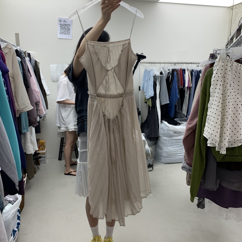SOLD OUT韓國代購女裝新品熱賣26春夏休閑連衣裙不含內搭SOLD OUT連衣裙