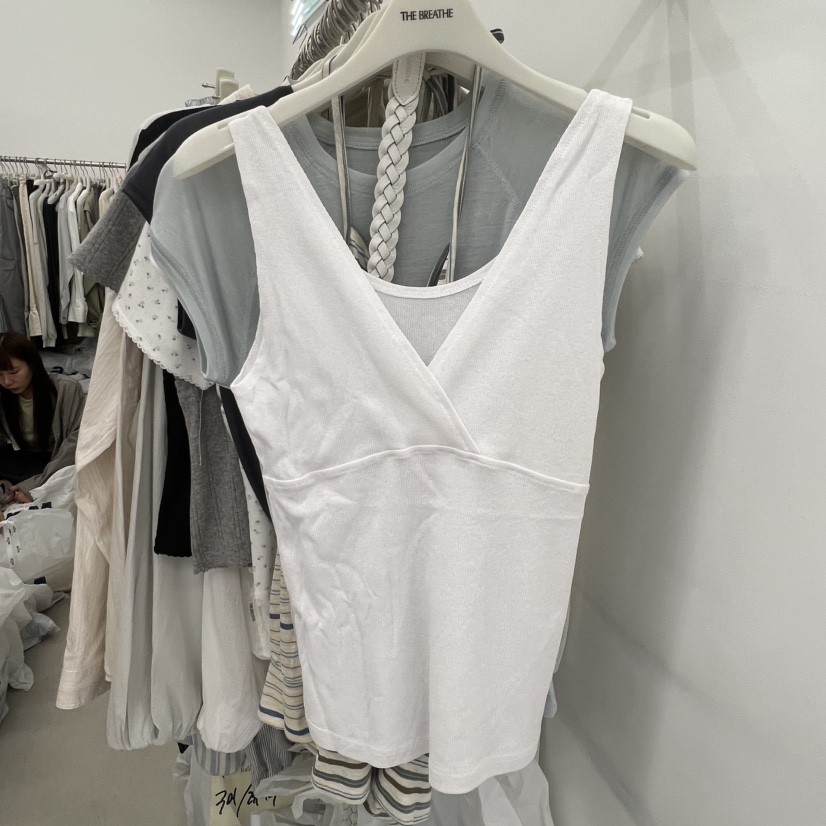 BREATHE韓國直郵女裝新品時尚人氣26春夏休閑吊帶背心V領BREATHE吊帶/背心圖色4