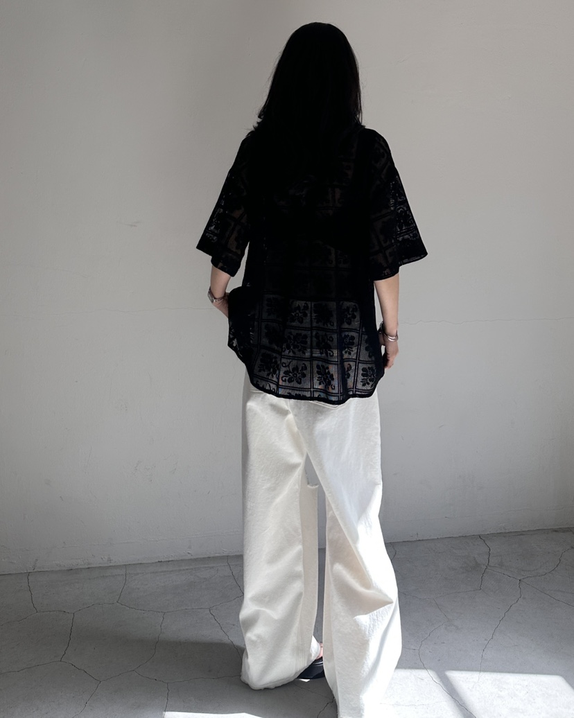 HOWDY/FACT THE NERD韓國代購女裝新款職業襯衫蕾絲衫不含內搭鉤針編織HOWDY/FACT THE NERD襯衫/蕾絲衫