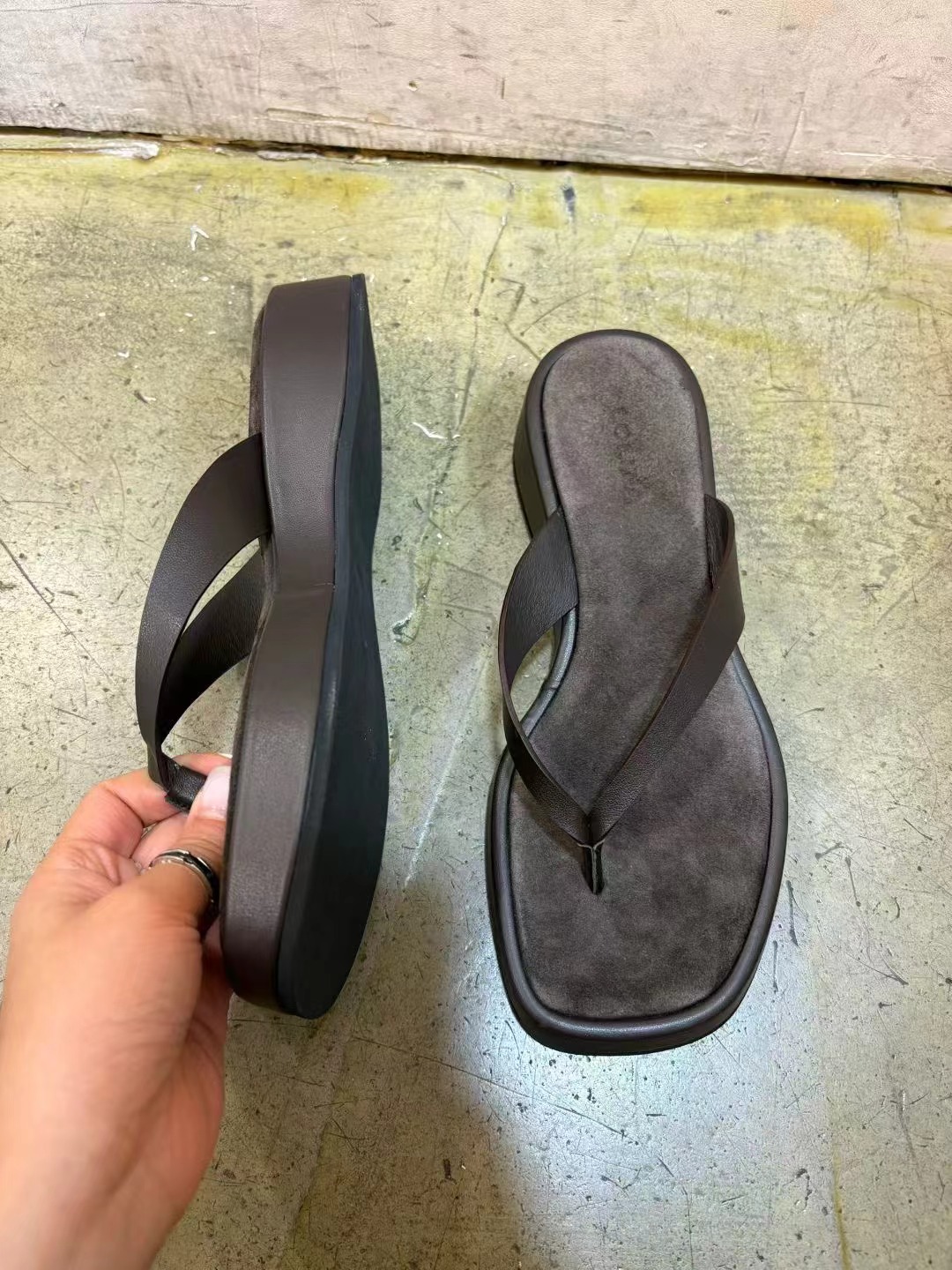 LOLITA韓國東大門直郵女士新品熱賣推薦人氣26春夏涼鞋拖鞋LOLITA涼鞋/拖鞋