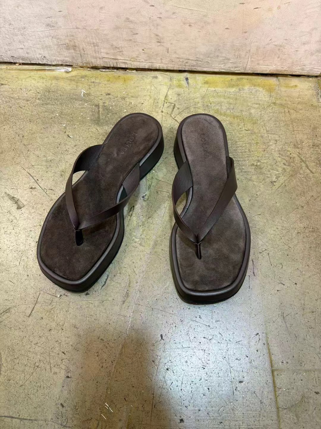 LOLITA韓國東大門直郵女士新品熱賣推薦人氣26春夏涼鞋拖鞋LOLITA涼鞋/拖鞋