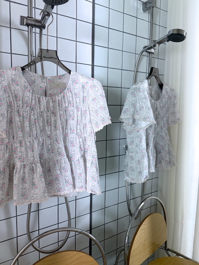 AB東大門直郵女裝新款人氣推薦熱賣時尚休閑襯衫蕾絲衫花朵AB襯衫/蕾絲衫