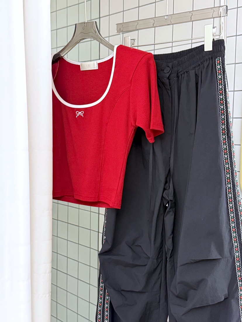 AB韓國直郵女裝新品人氣推薦休閑職業熱賣26春夏時尚真品T恤ABT恤