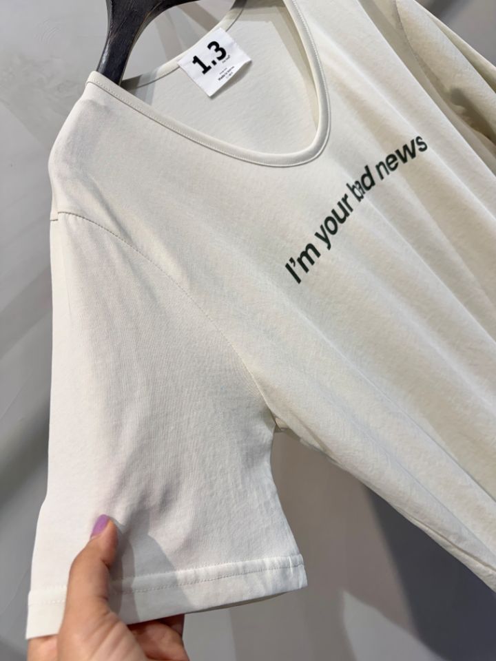 1.3韓國直郵女士新品時尚休閑真品人氣26春夏熱賣職業T恤1.3T恤
