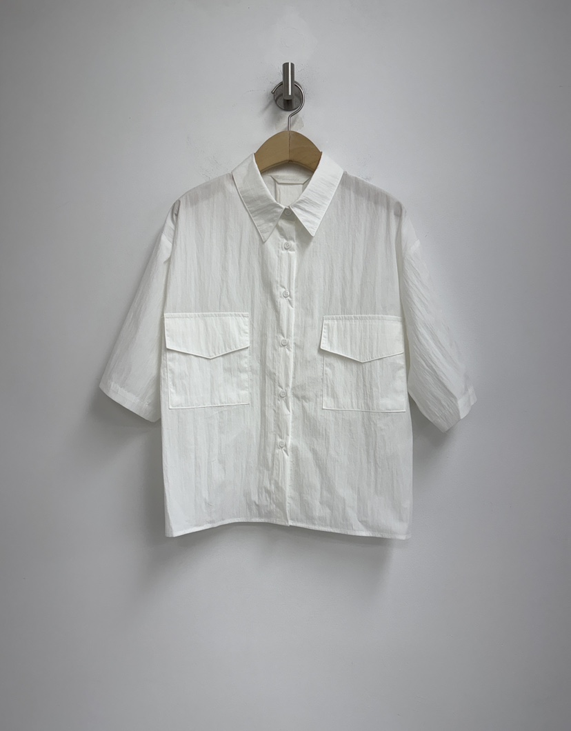 YIKHO STYLE東大門代購女裝新款職業時尚襯衫蕾絲衫羅紋YIKHO STYLE襯衫/蕾絲衫圖色1