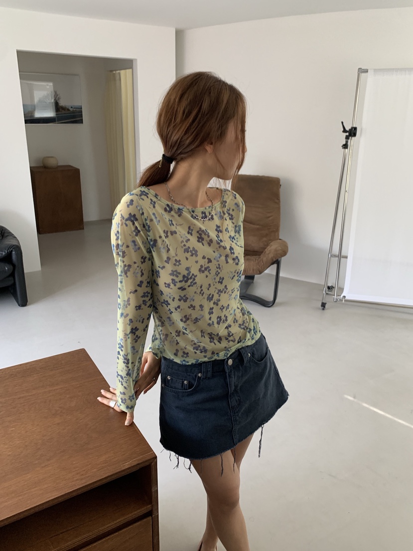 SUNDER MARKET韓國代購女士新品休閑職業推薦長袖T恤花朵SUNDER MARKET長袖T恤圖色2