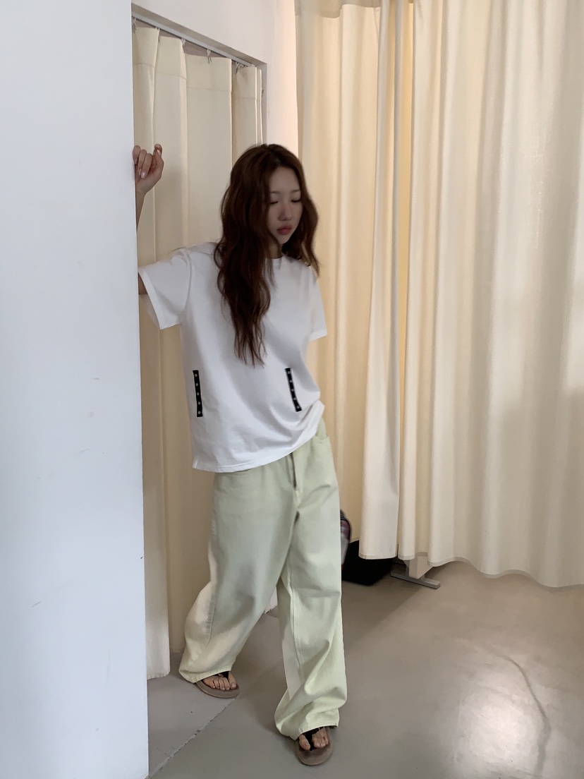 SUNDER MARKET韓國直郵女士新品推薦人氣熱賣T恤不含內搭SUNDER MARKETT恤