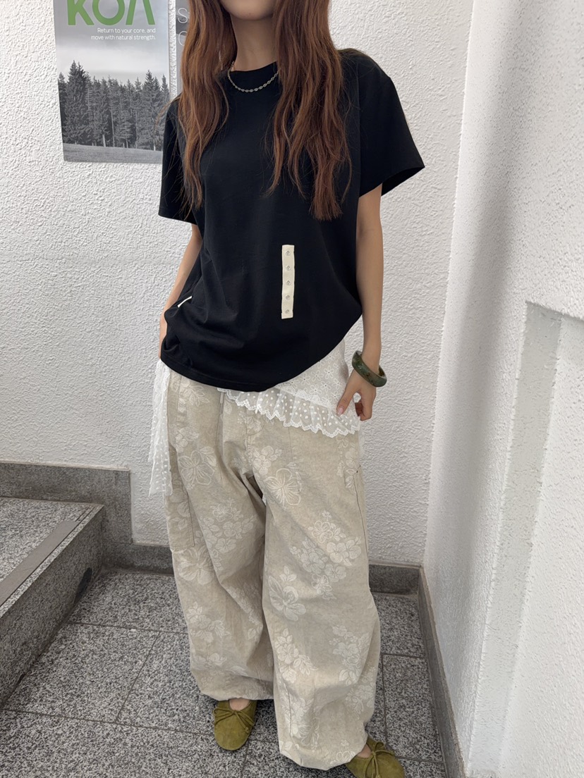 SUNDER MARKET韓國直郵女士新品推薦人氣熱賣T恤不含內搭SUNDER MARKETT恤