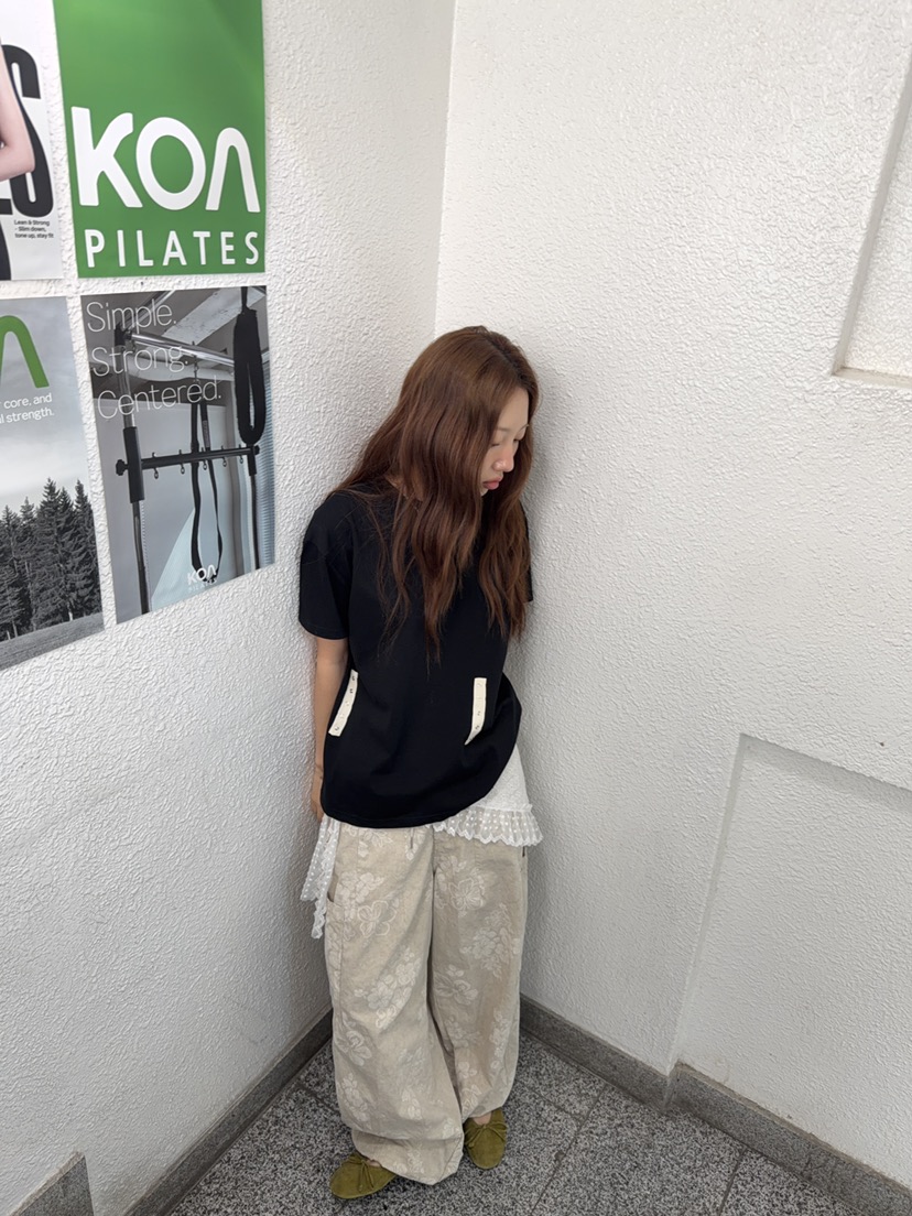 SUNDER MARKET韓國直郵女士新品推薦人氣熱賣T恤不含內搭SUNDER MARKETT恤