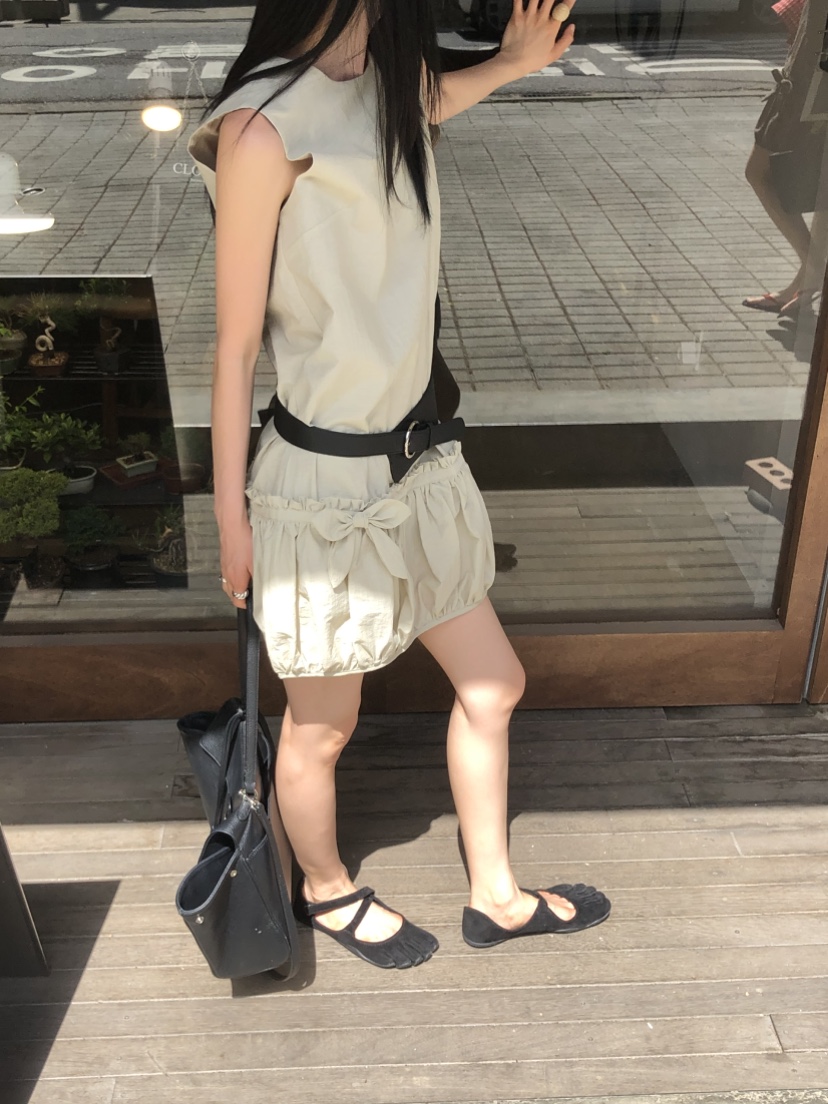 OVER RICH韓國東大門直郵女士新款26春夏時尚熱賣連衣裙緞OVER RICH連衣裙