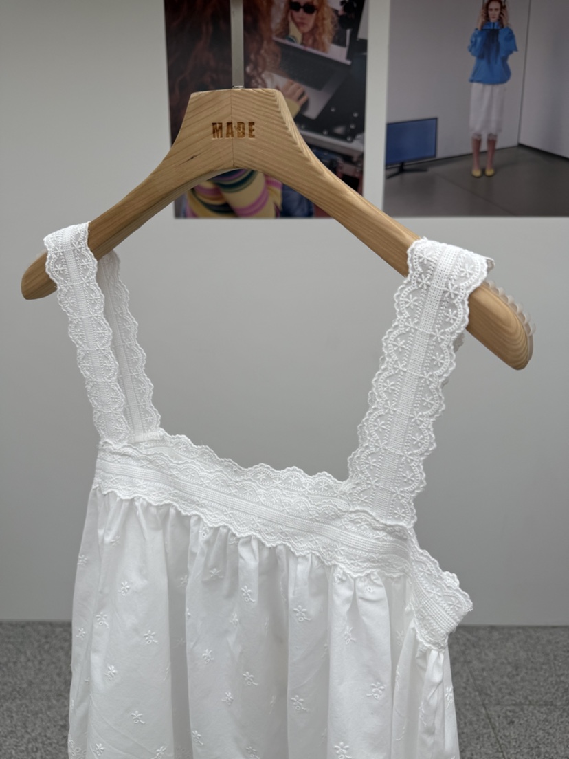 MADE-P韓國東大門代購女裝新款熱賣人氣時尚26春夏襯衫蕾絲衫MADE-P襯衫/蕾絲衫