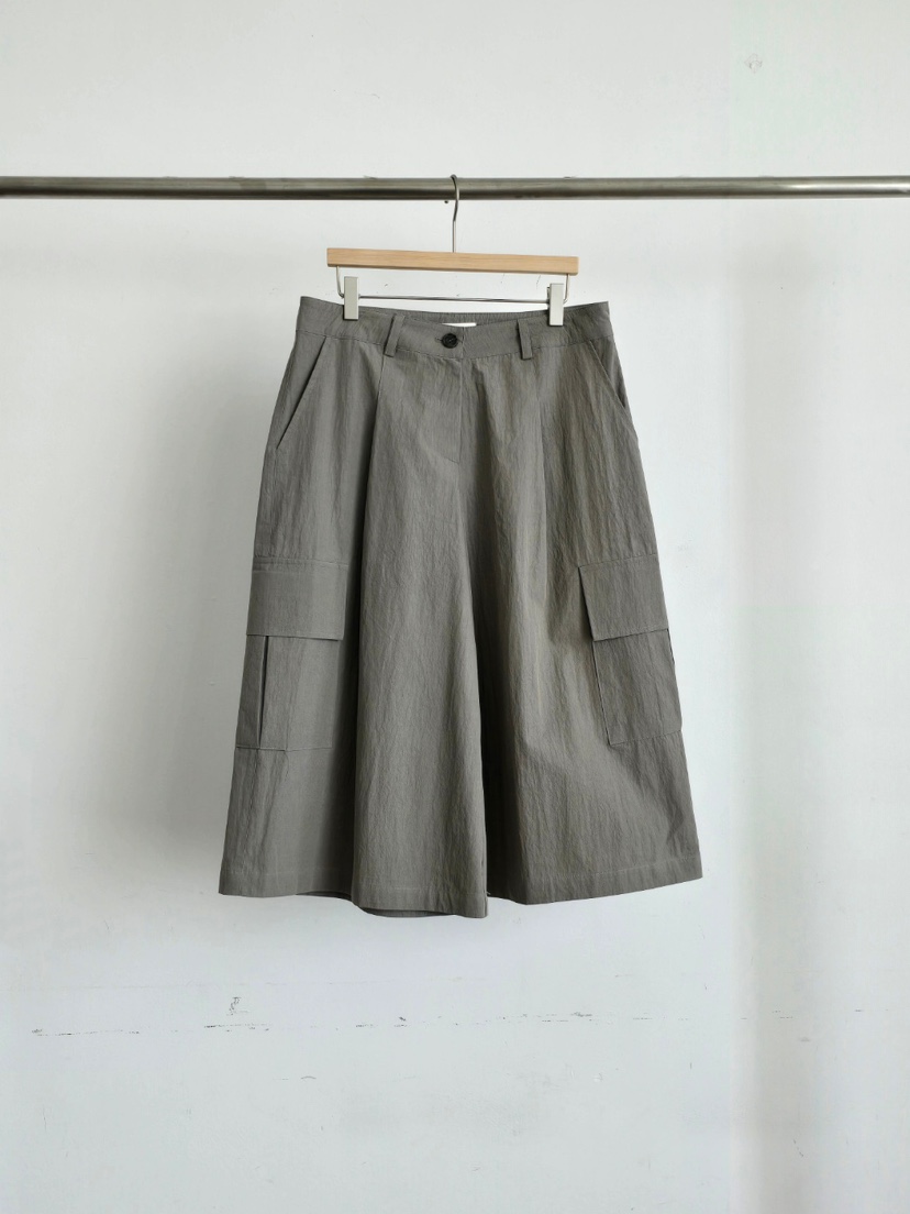 J SHOP韓國東大門直郵女裝新款推薦26春夏熱賣短褲工裝褲J_SHOP短褲圖色2