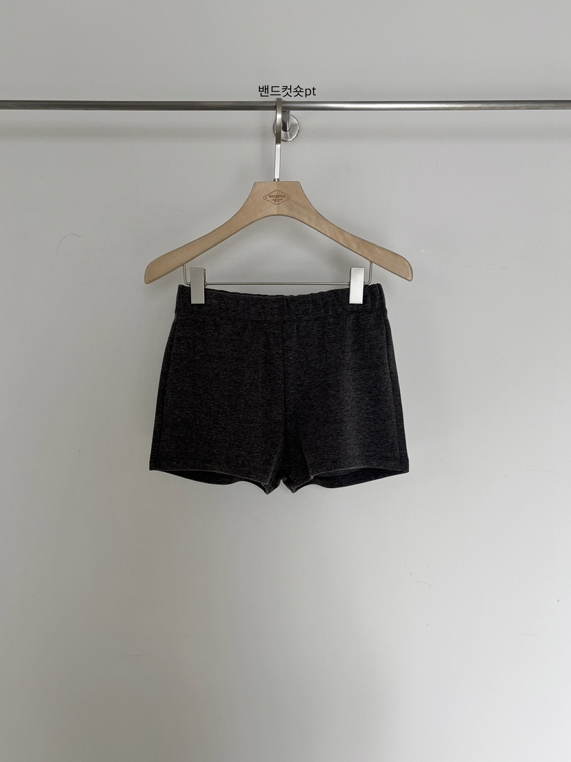 VERGAMOT韓國直郵女士新款人氣職業26春夏時尚休閑推薦短褲VERGAMOT短褲圖色2墨色