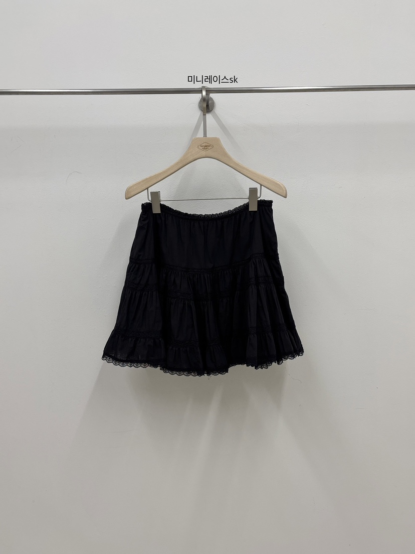 VERGAMOT韓國代購女裝新款休閑熱賣職業時尚人氣推薦短裙VERGAMOT短裙圖色2