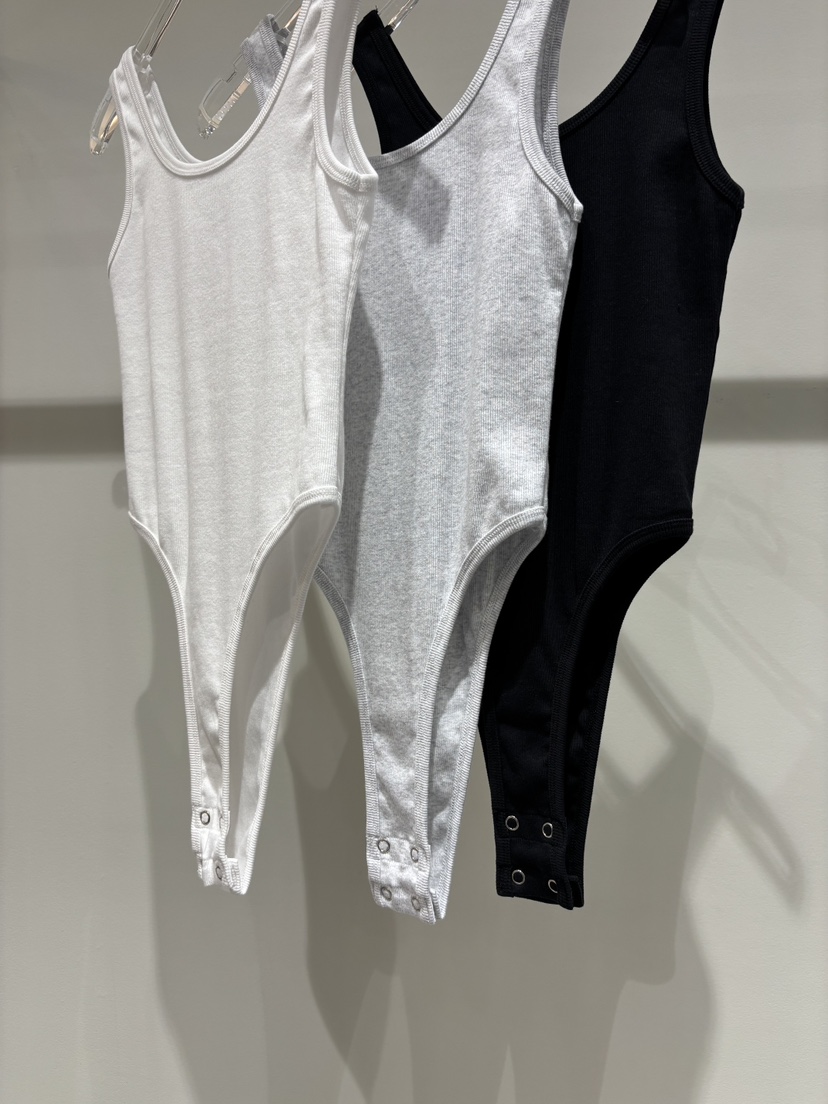 OKIE韓國東大門代購女士新款時尚熱賣26春夏休閑吊帶背心OKIE吊帶/背心