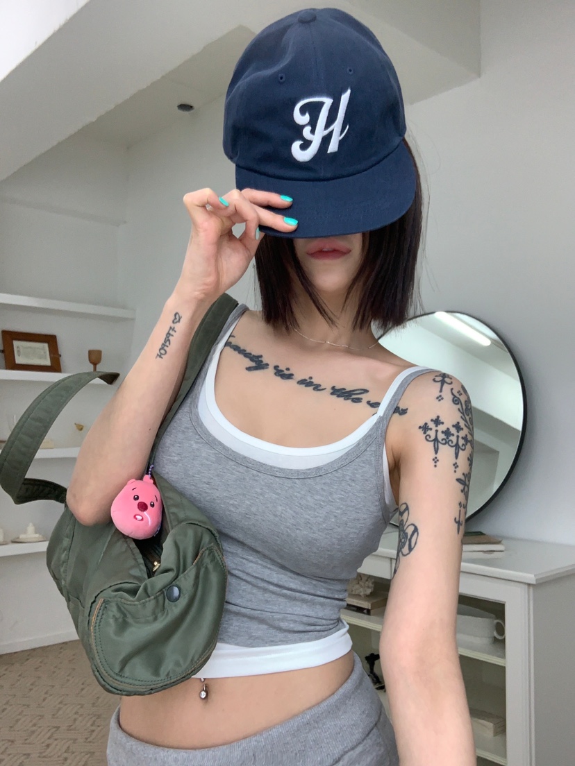 OKIE韓國直郵實拍女士新品時尚推薦職業人氣吊帶背心蕾絲OKIE吊帶/背心圖色1