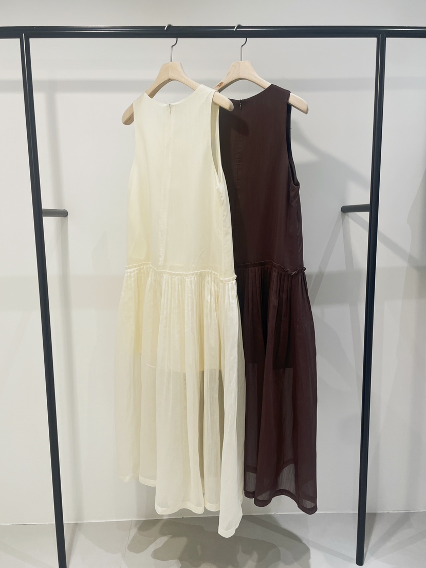 CLAFO韓國直郵女裝新款26春夏職業人氣熱賣連衣裙褶裥絲綢CLAFO連衣裙