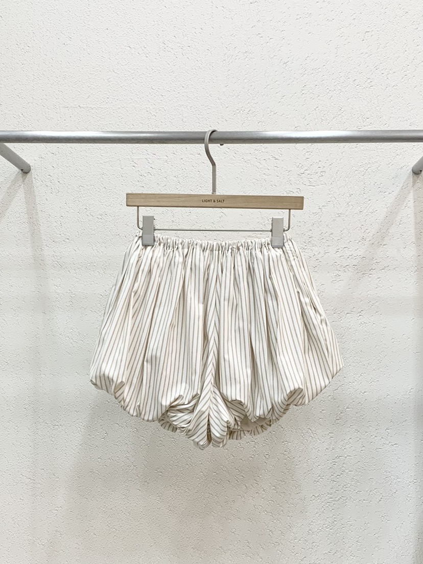 LIGHT AND SALT韓國東大門代購女士新品人氣休閑時尚短褲LIGHT AND SALT短褲圖色1