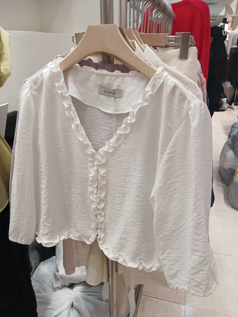 BLOWING韓國東大門代購女士新款推薦休閑熱賣時尚襯衫蕾絲衫BLOWING襯衫/蕾絲衫圖色2