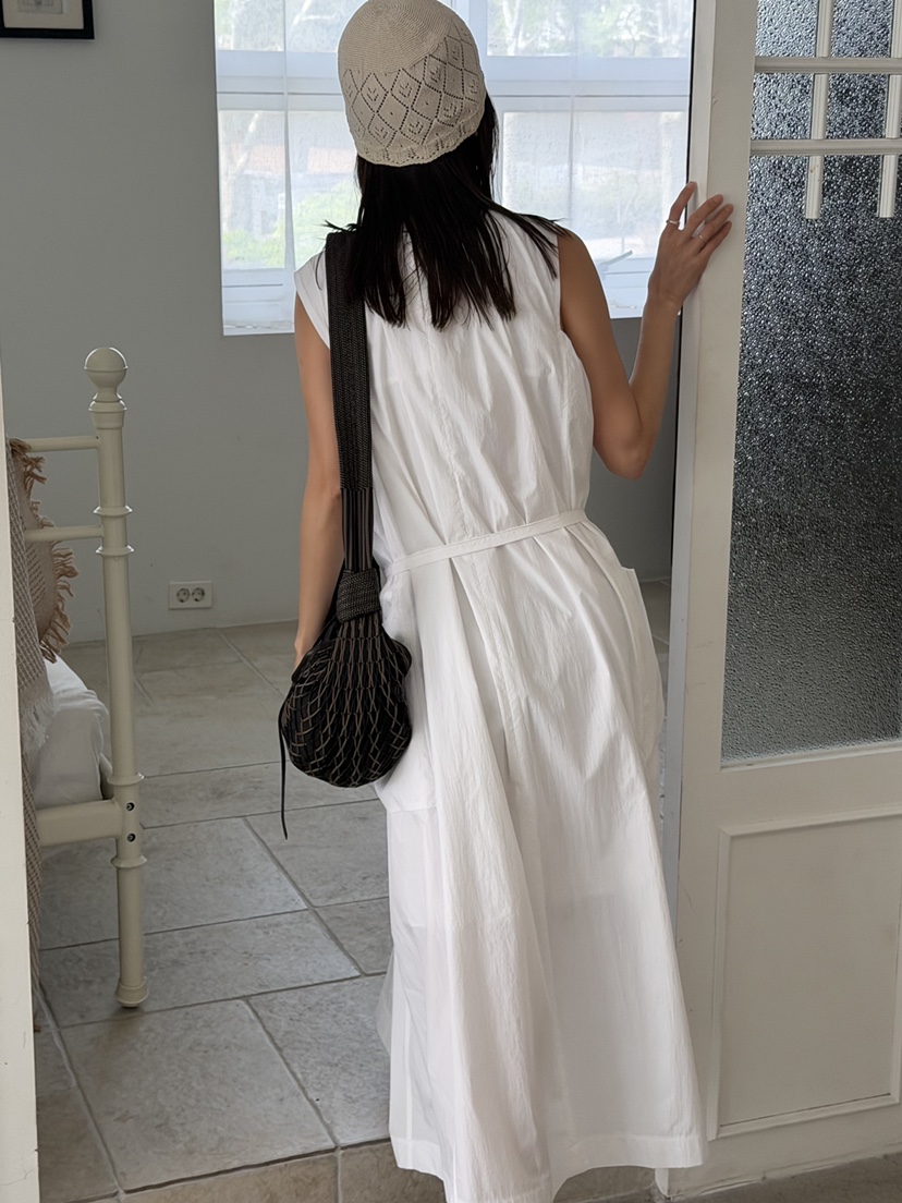 KARE/WEREPIECE韓國東大門代購女士新款熱賣連衣裙含腰繩KARE/WEREPIECE連衣裙