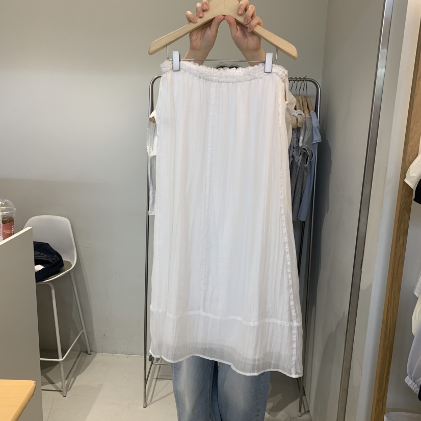 OUTRENE韓國代購女裝新款時尚職業熱賣26春夏人氣長裙喇叭OUTRENE長裙