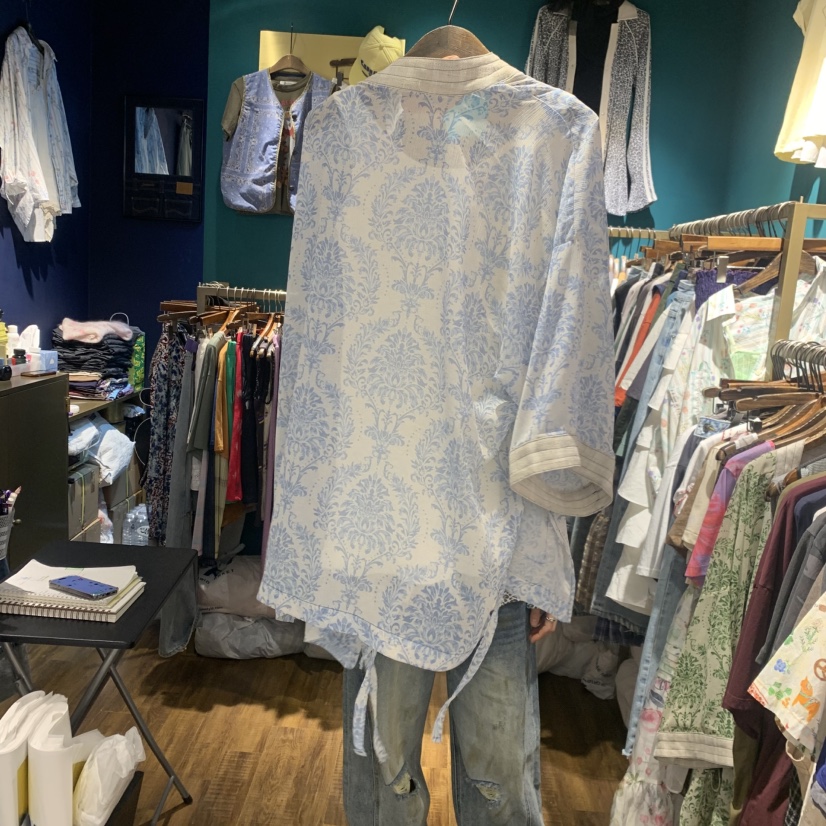 MERCI LINDA韓國直郵女裝新款推薦襯衫蕾絲衫不含內搭亞麻MERCI LINDA襯衫/蕾絲衫