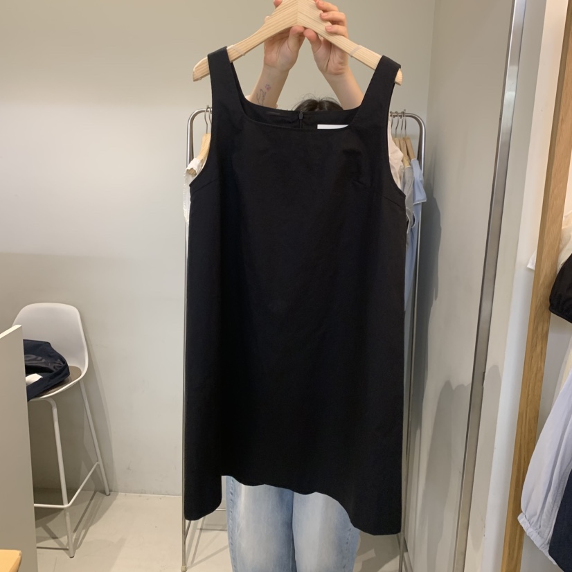 OUTRENE韓國東大門直郵女士新品時尚職業熱賣人氣連衣裙兔子OUTRENE連衣裙圖色2