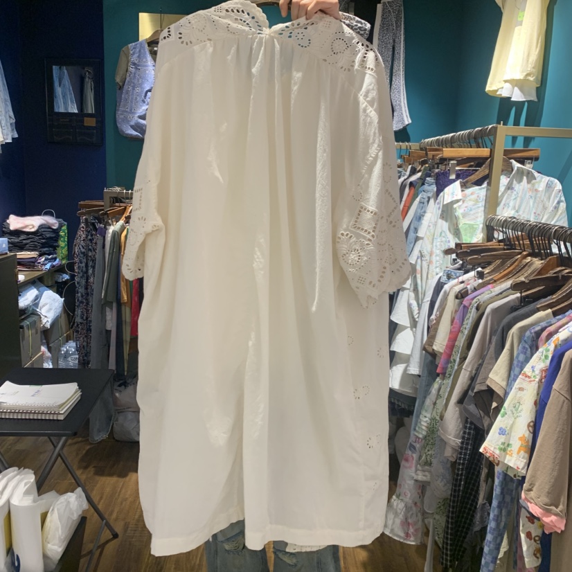 MERCI LINDA韓國直郵實拍女士新款人氣襯衫蕾絲衫不含內搭MERCI LINDA襯衫/蕾絲衫