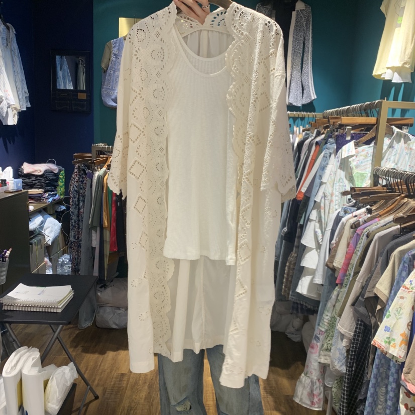 MERCI LINDA韓國直郵實拍女士新款人氣襯衫蕾絲衫不含內搭MERCI LINDA襯衫/蕾絲衫圖色1