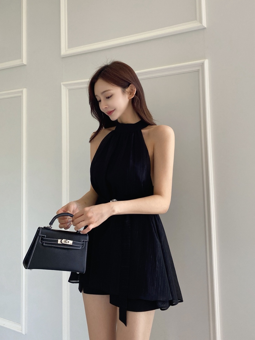 CLOTH韓國東大門直郵女士新品熱賣時尚推薦休閑連衣裙含腰帶CLOTH連衣裙