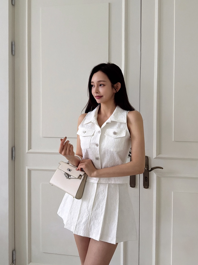 CLOTH韓國直郵實拍女士新款推薦人氣時尚熱賣職業26春夏馬甲CLOTH馬甲