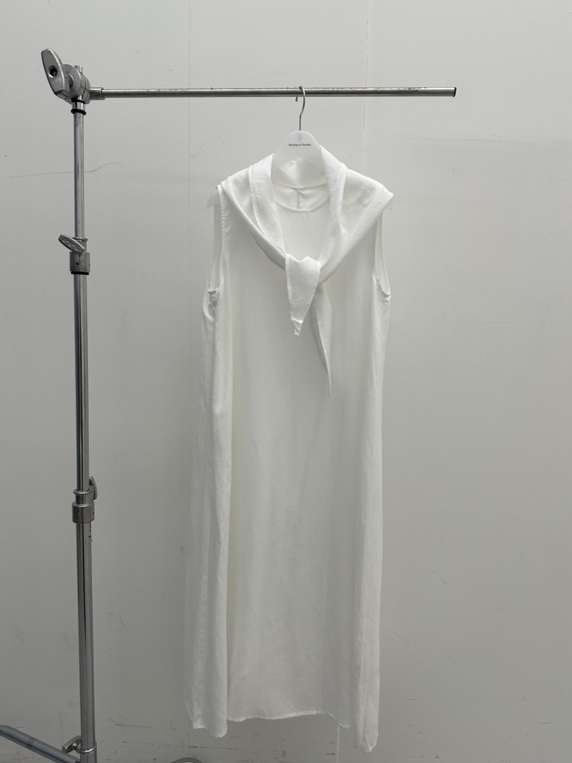 MONDAY TO SUNDAY韓國直郵女裝新款26春夏時尚熱賣套裝MONDAY TO SUNDAY套裝圖色3