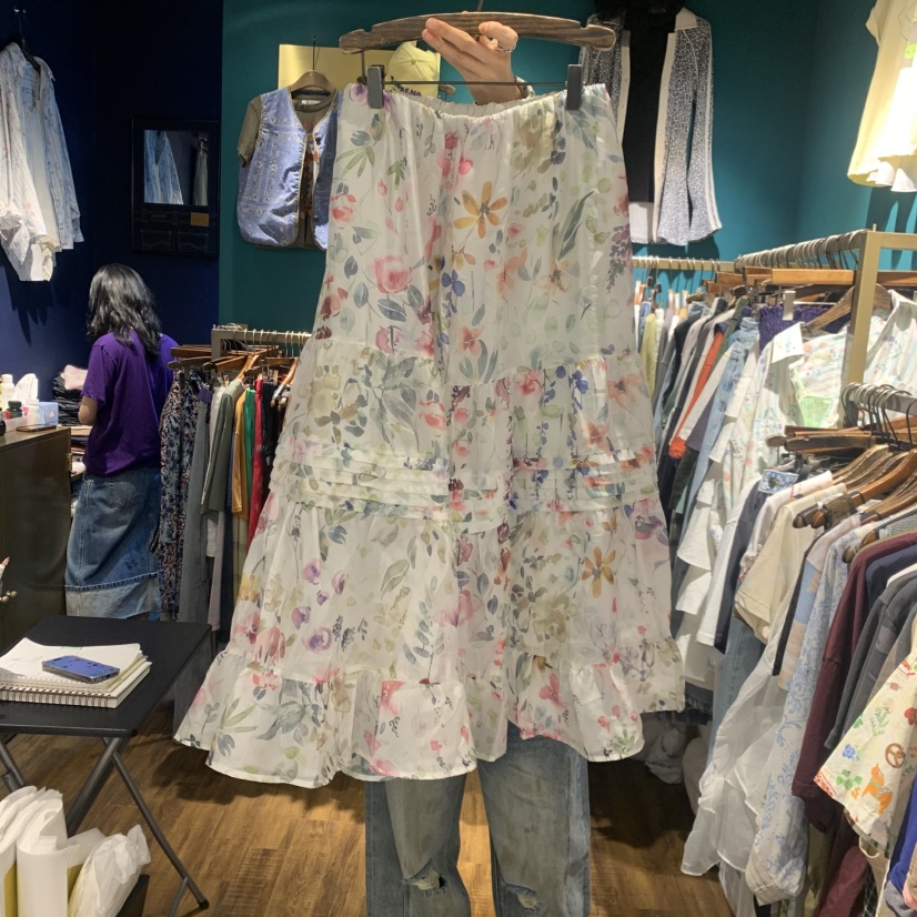 MERCI LINDA韓國代購女裝新款職業半身裙中短裙花朵褶裥長款MERCI LINDA半身裙/中短裙