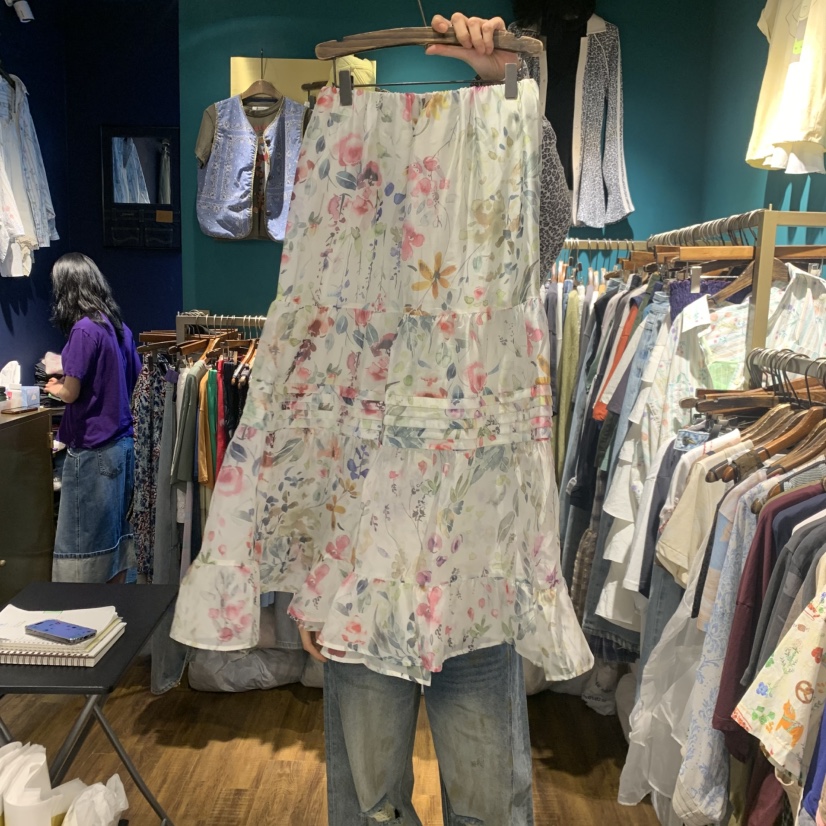 MERCI LINDA韓國代購女裝新款職業半身裙中短裙花朵褶裥長款MERCI LINDA半身裙/中短裙圖色1