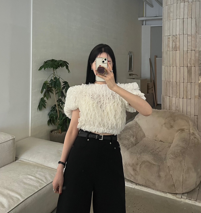 AMUSE SEOUL韓國東大門直郵女士新款推薦襯衫蕾絲衫荷葉邊AMUSE SEOUL襯衫/蕾絲衫