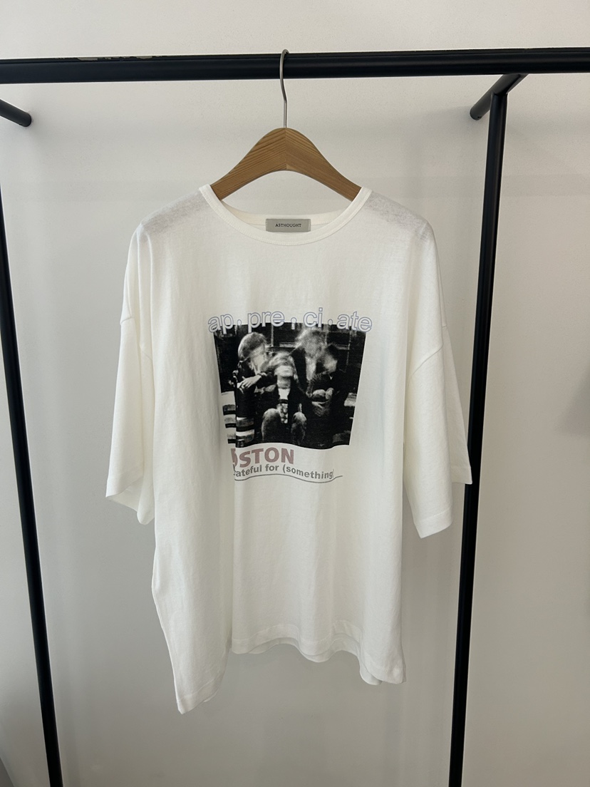 AS THOUGHT韓國東大門代購女裝新品休閑熱賣推薦T恤印花AS THOUGHTT恤圖色1