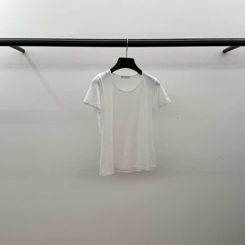 ID韓國直郵實拍女士新品職業推薦時尚人氣26春夏休閑T恤緞面IDT恤圖色1