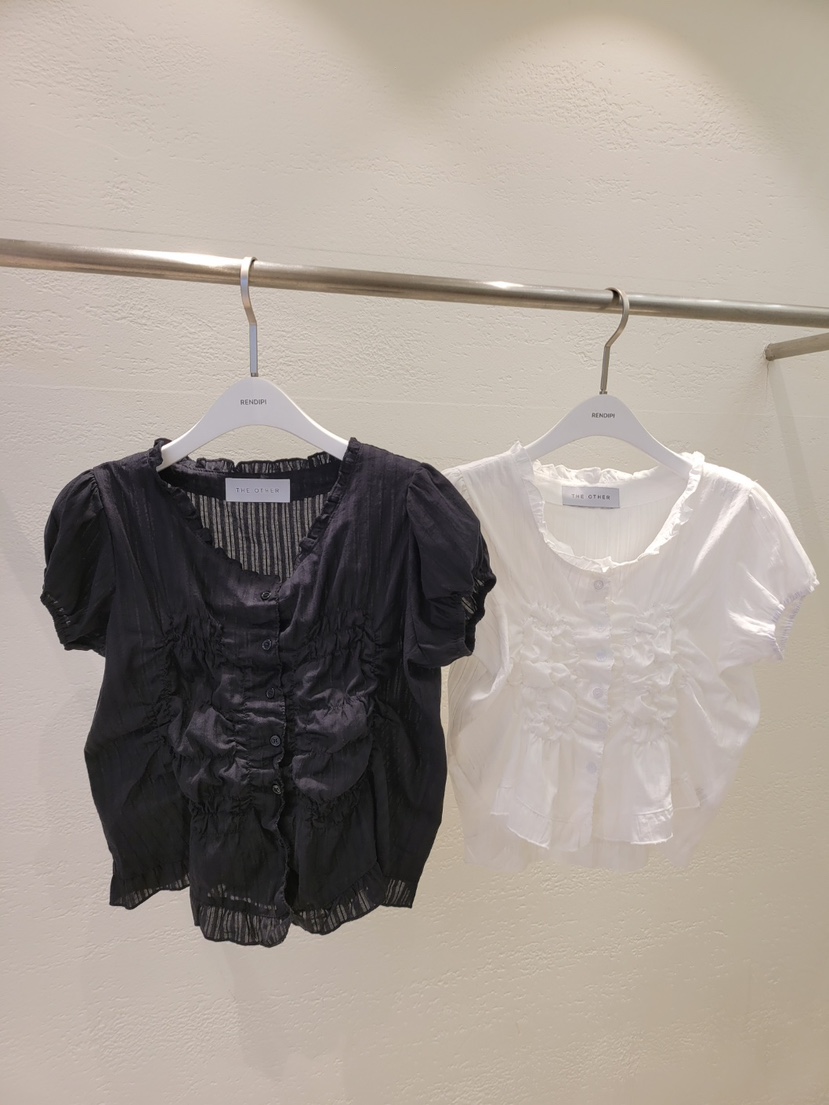 THE OTHER韓國東大門直郵女士新品職業襯衫蕾絲衫可愛的荷葉邊THE OTHER襯衫/蕾絲衫