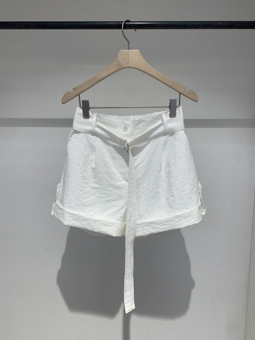 IR BIEN/BIENBIEN韓國代購女士新品推薦時尚短褲含腰帶IR BIEN/BIENBIEN短褲圖色1