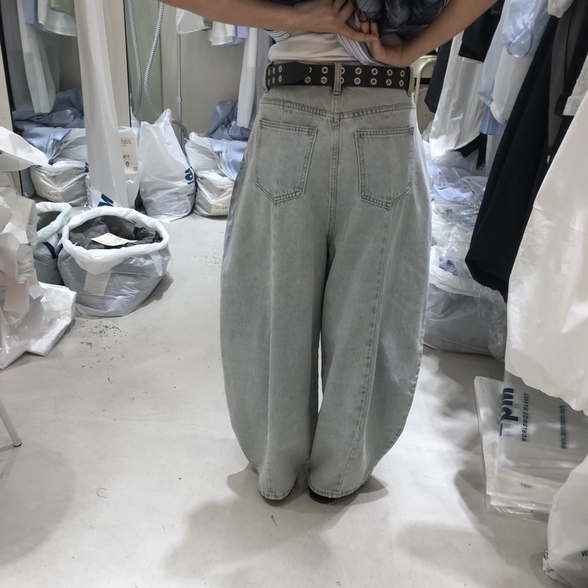 YUNBAL東大門直郵女裝新款熱賣26春夏職業牛仔褲不含腰帶YUNBAL牛仔褲