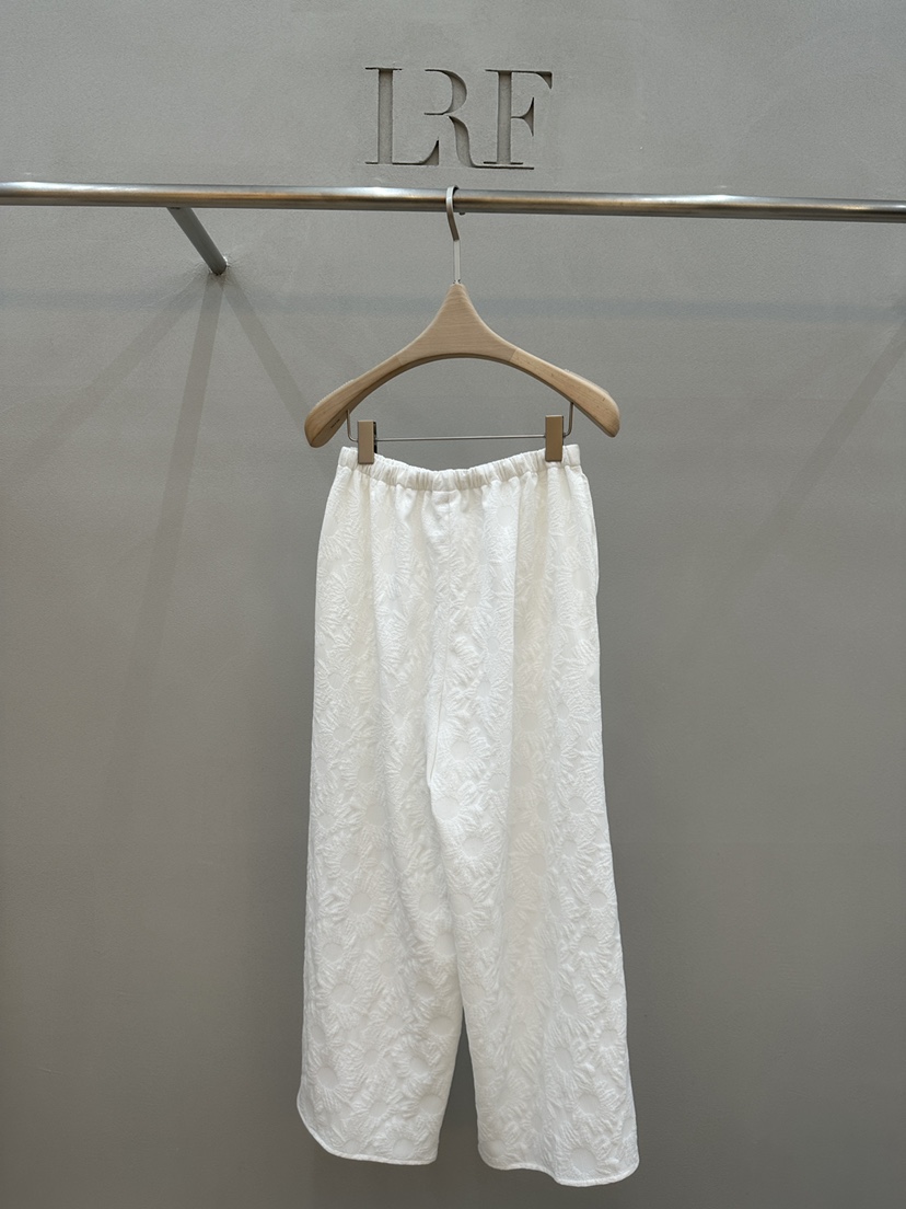 PLUS HONG-P韓國直郵實拍女士新品熱賣職業時尚推薦休閑褲LORA FAMILY/PLUS HONG休閑褲