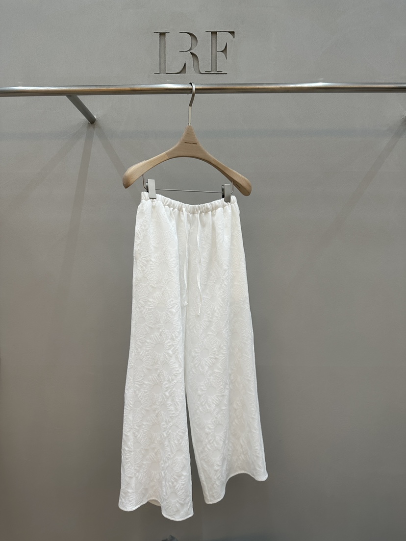 PLUS HONG-P韓國直郵實拍女士新品熱賣職業時尚推薦休閑褲LORA FAMILY/PLUS HONG休閑褲圖色1