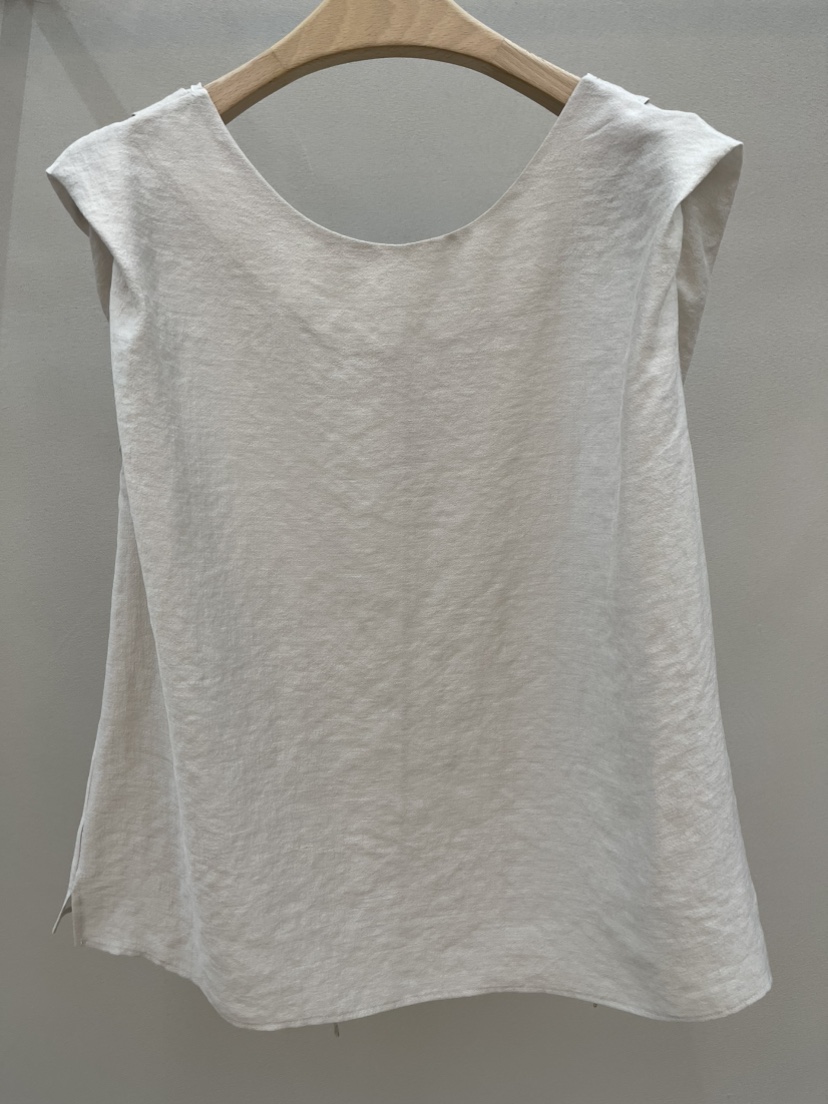 PLUS HONG-P韓國直郵實拍女士新款時尚推薦熱賣襯衫蕾絲衫LORA FAMILY/PLUS HONG襯衫/蕾絲衫