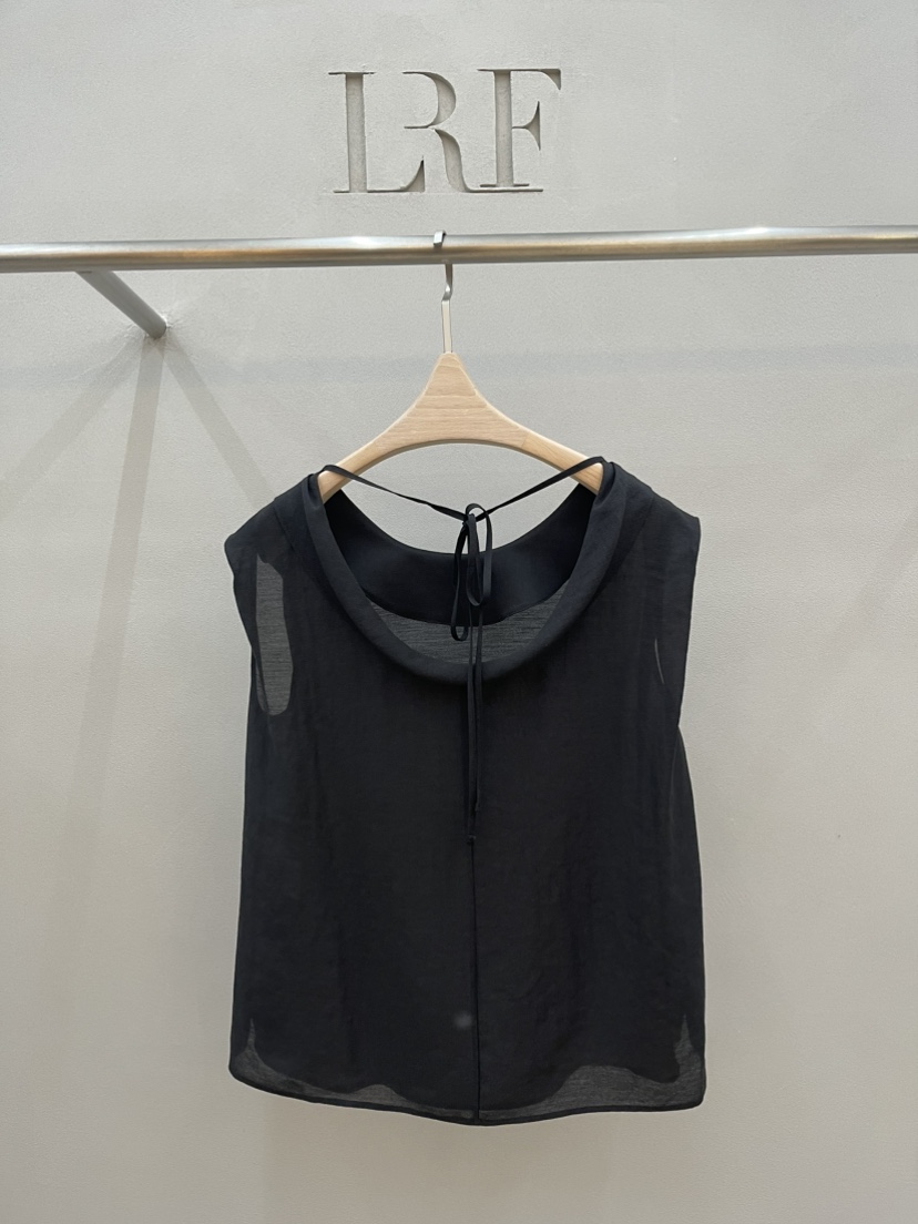 PLUS HONG-P韓國直郵實拍女士新款時尚推薦熱賣襯衫蕾絲衫LORA FAMILY/PLUS HONG襯衫/蕾絲衫