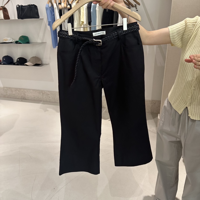 ANDMORE BUTTON韓國代購女士新款時尚26春夏短褲不含腰帶ANDMORE BUTTON短褲圖色2