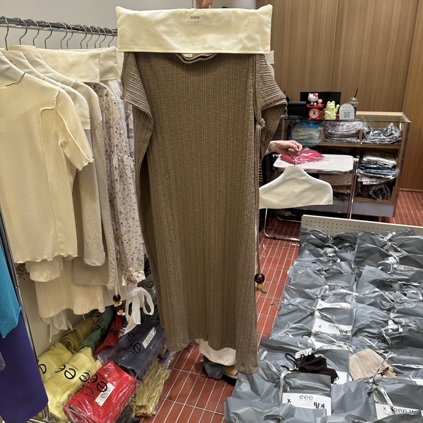 EEE韓國直郵女裝新品職業熱賣時尚推薦人氣休閑26春夏長裙EEE長裙圖色2