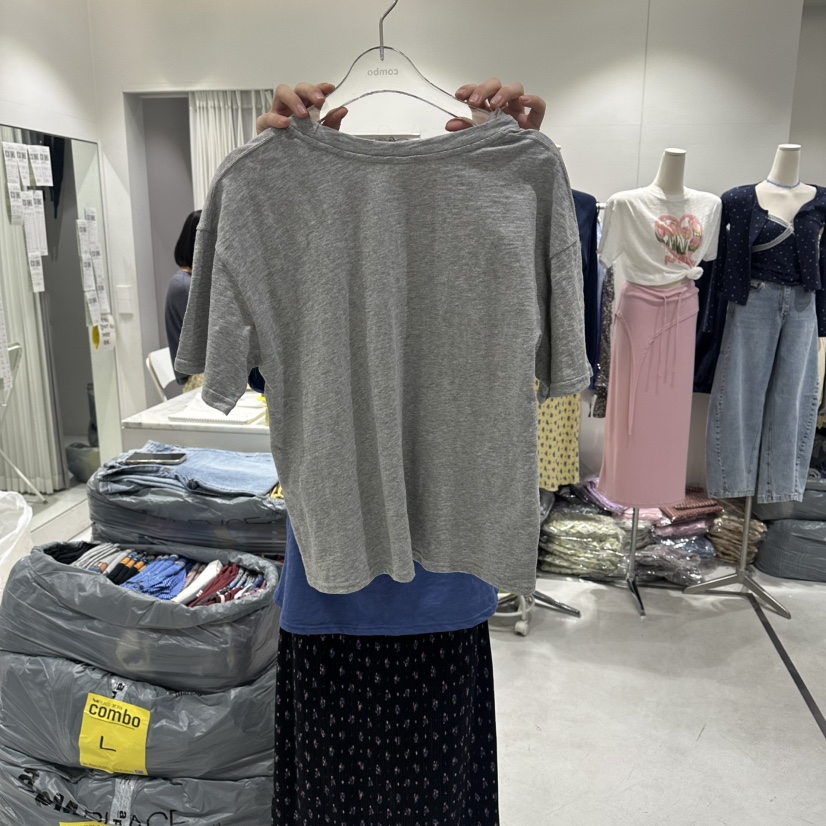 COMBO韓國東大門直郵女士新品人氣職業26春夏熱賣推薦T恤COM_BOT恤