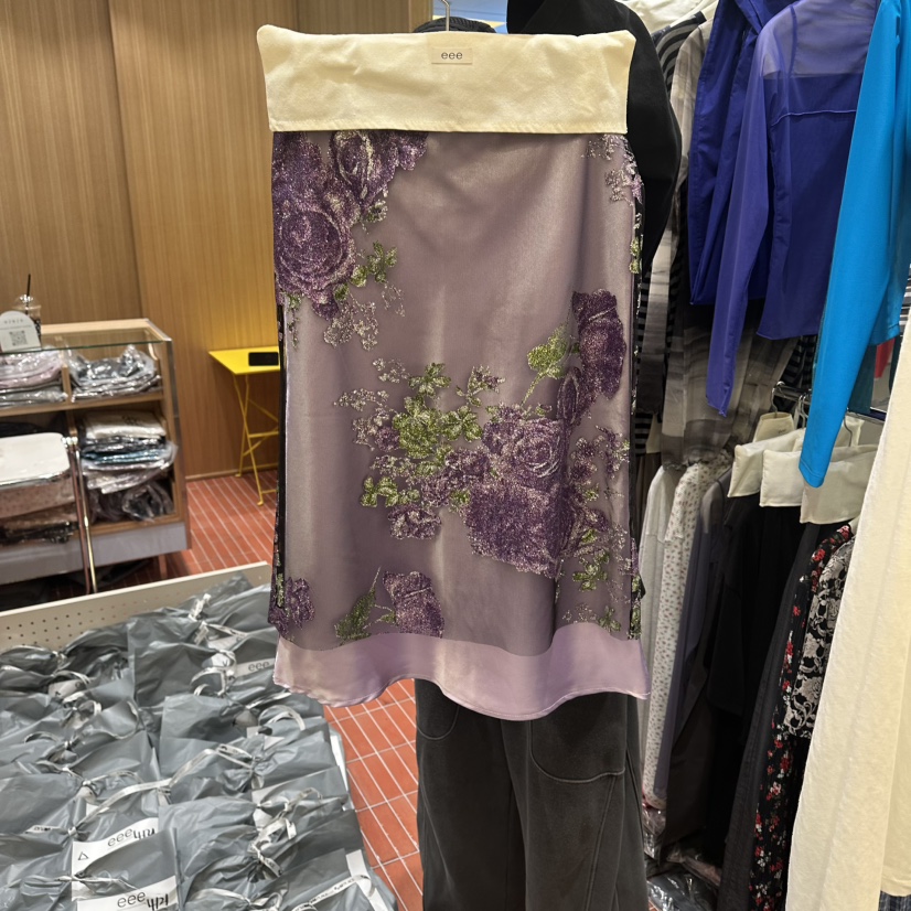 EEE韓國直郵實拍女裝新款26春夏時尚推薦人氣半身裙中短裙EEE半身裙/中短裙圖色1