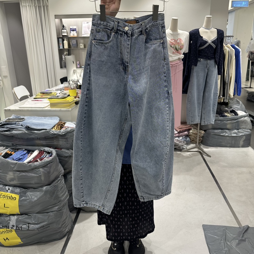 COMBO韓國直郵女裝新品推薦時尚26春夏人氣休閑熱賣牛仔褲COM_BO牛仔褲圖色1